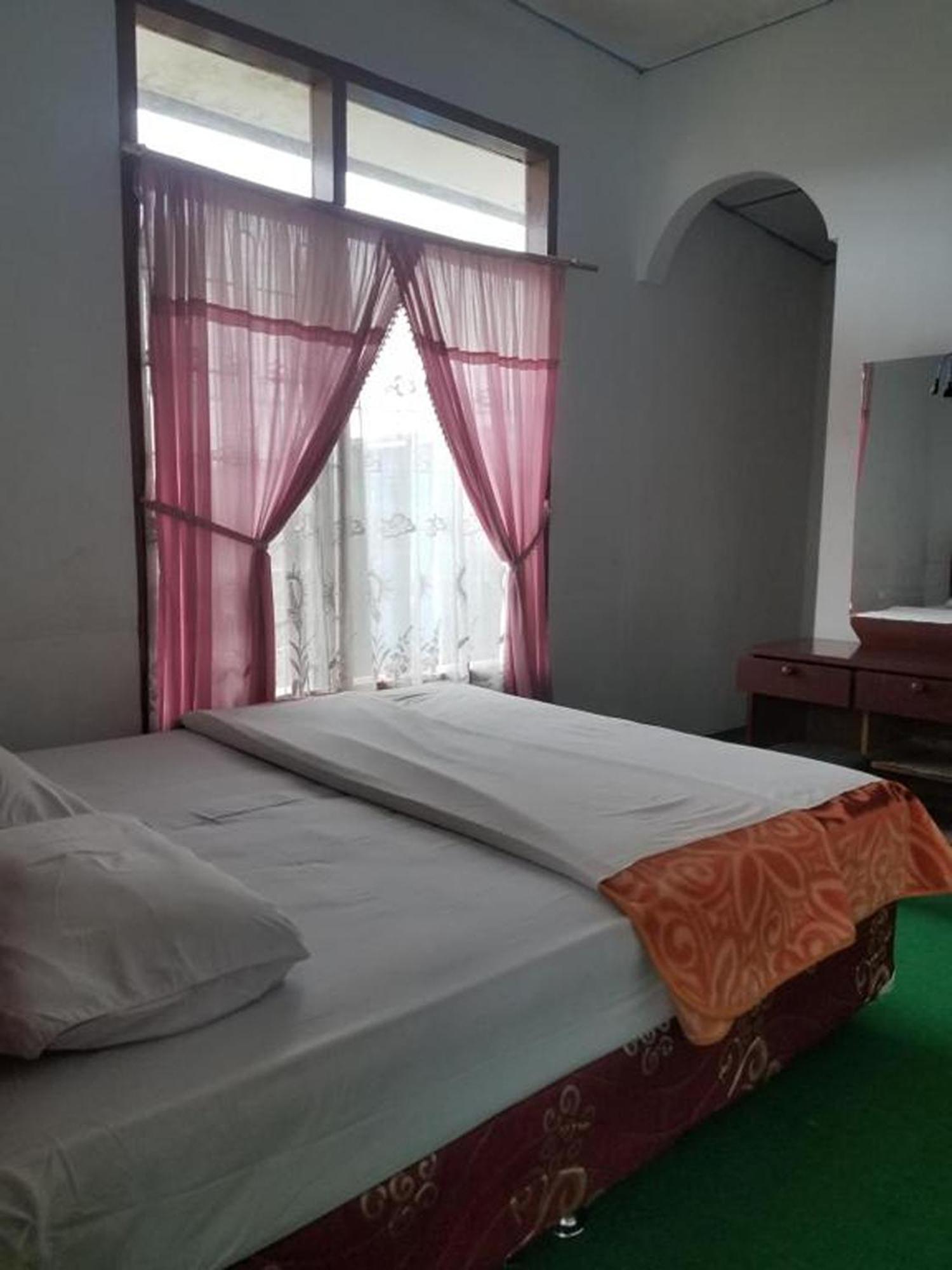 Kaliaga Bungalow Berastagi Bagian luar foto